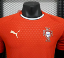 CAMISA VERSÃO PLAYER DA SELEÇÃO DE PORTUGAL 25/26 - VERMELHA