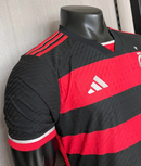 CAMISA VERSÃO PLAYER DO FLAMENGO 24/25 - VERMELHA E PRETA