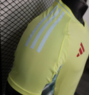 CAMISA VERSÃO PLAYER DA SELEÇÃO DA ESPANHA 24/25 - AMARELA