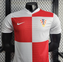 CAMISA VERSÃO PLAYER DA SELEÇÃO DA CROÁCIA 24/25 - BRANCA E VERMELHA